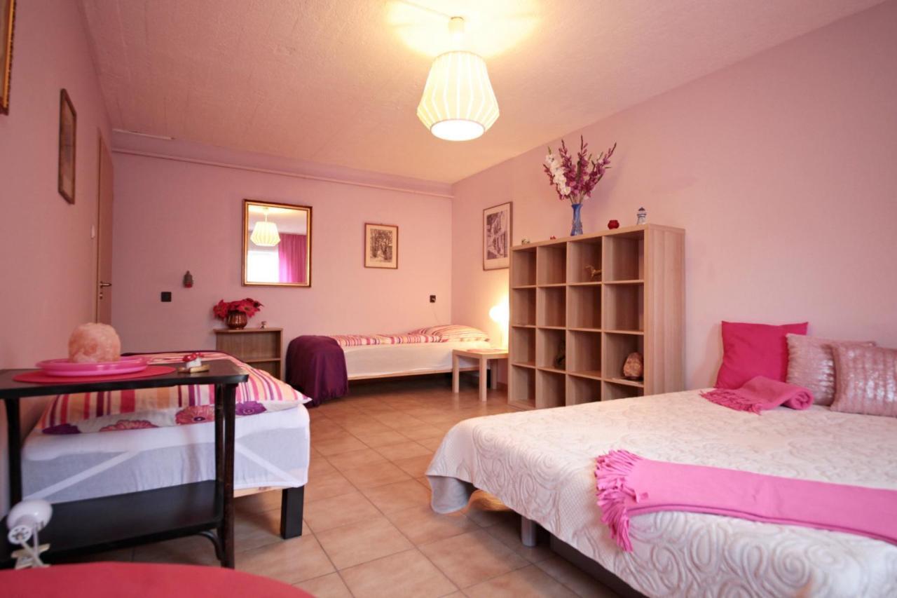 Kertvarosi Csaladi Haz Budapest Extérieur photo